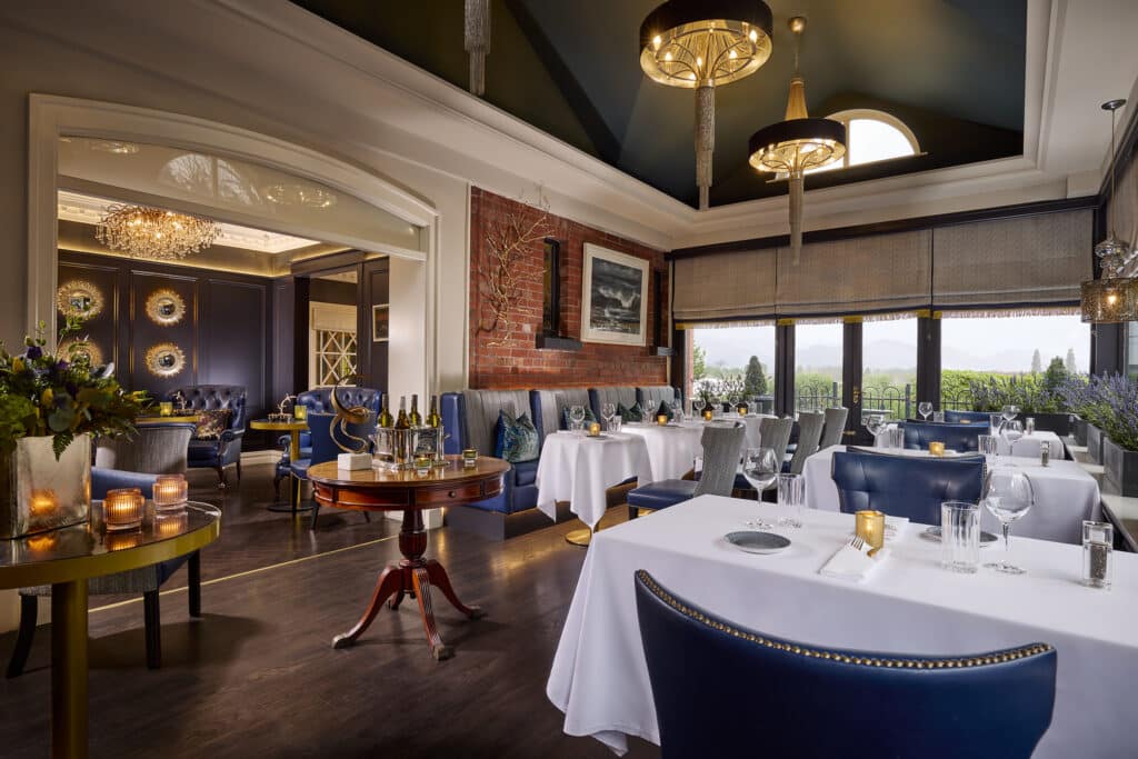 Wiggs-Bar at Randles set for dinner